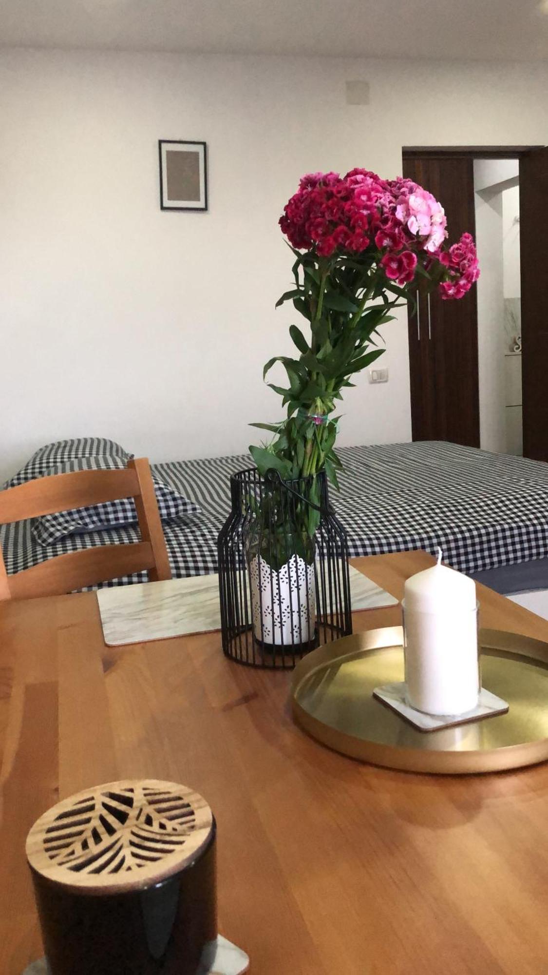 Garsoniera Relax Drumul Taberei Bukares Bagian luar foto